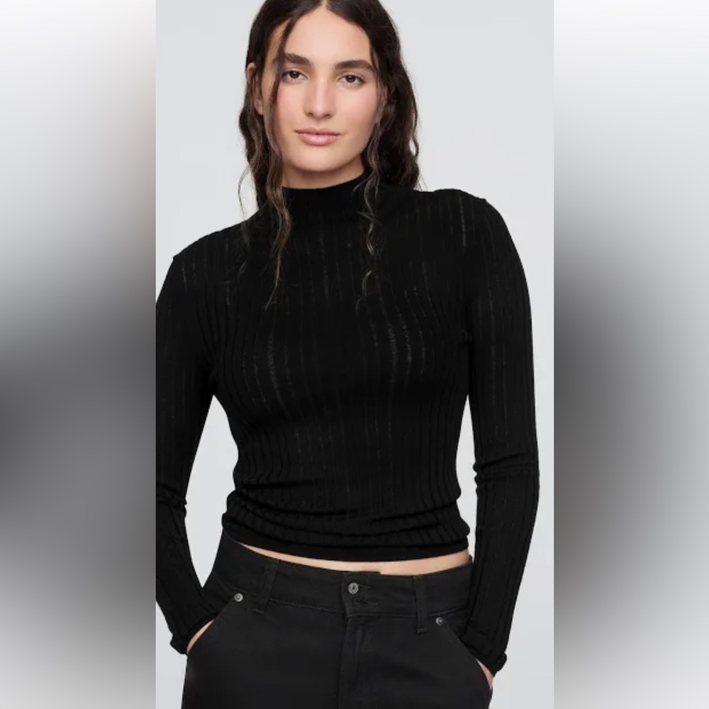 NWT GAP x Cult Gaia sweater